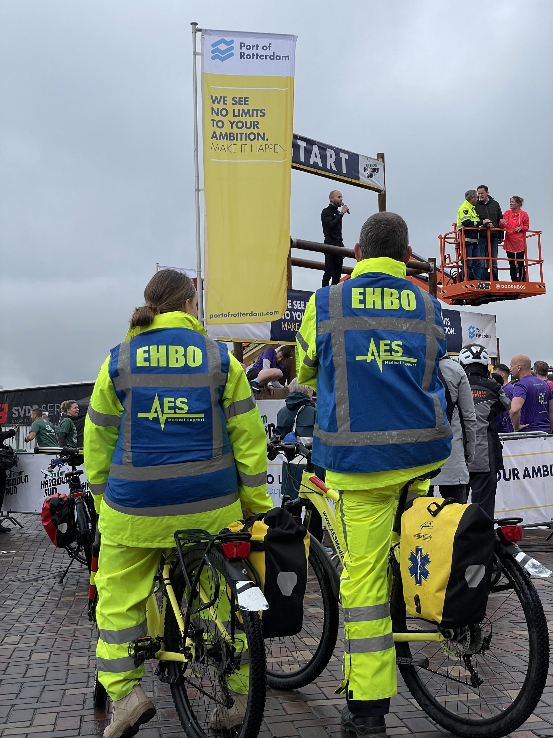 Klap breedtegraad Vouwen Bike Team(s) - AES Medical Support